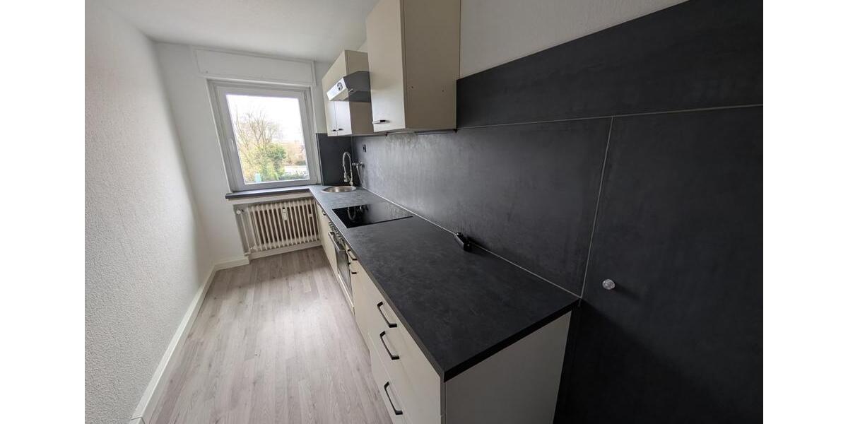 Dachgeschoßwohnung Oberhausen Biefang - 3.5 Zimmer, 75 m&sup2;, 530&euro; | Angebot:25809199