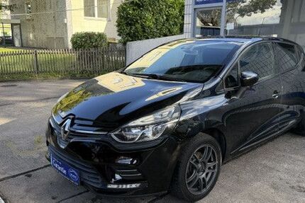 Renault Clio 55.813 km 10.990 &euro; Essen 45141