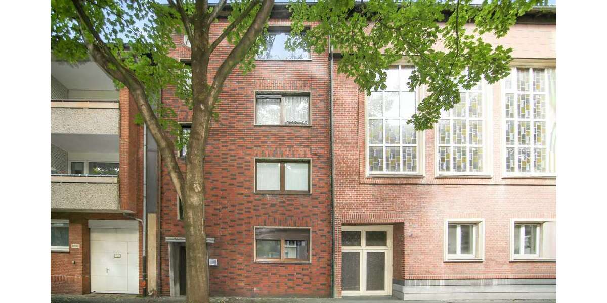 Haus zum Kaufen in Duisburg 225.000 € 210 m² 8 zimmer