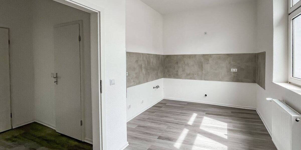 Etagenwohnung Essen Südviertel - 2 Zimmer, 81 m&sup2;, 950&euro; | Angebot:26879024
