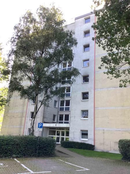 So schön! Helle und geräumige 2 Zimmer mit großem Eßbereich und Balkon zimmer