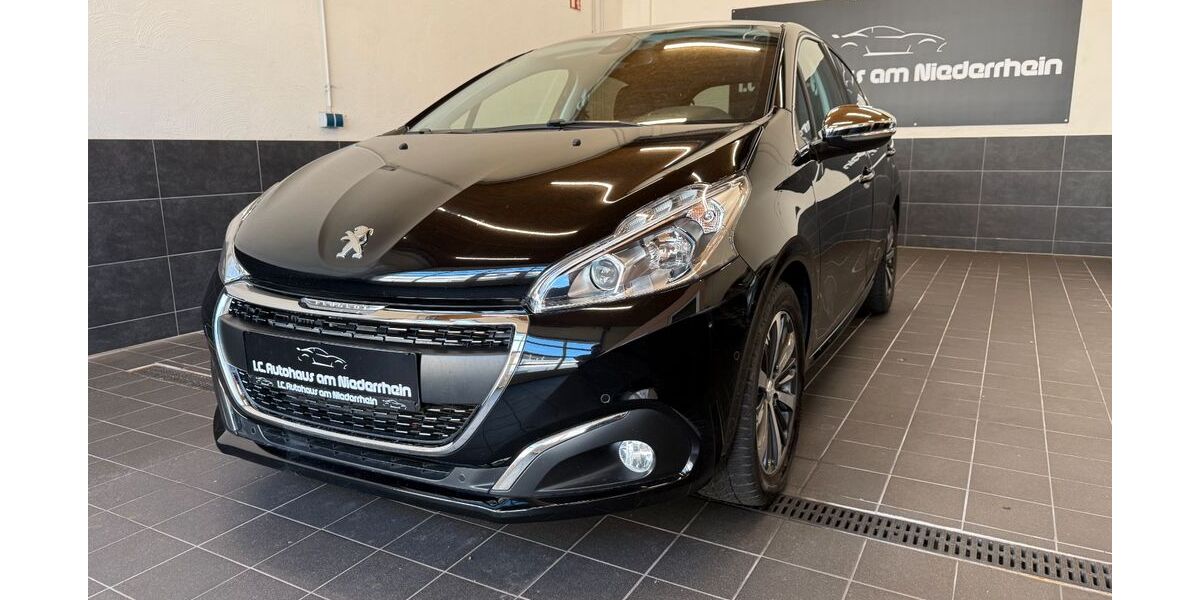 Peugeot 208 85.921 km 11.490 &euro; Moers 47441
