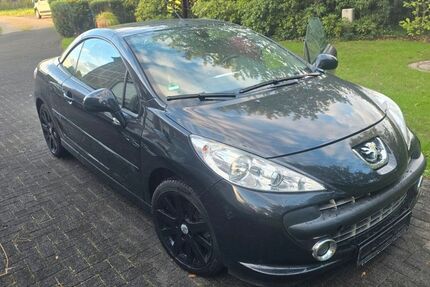 Peugeot 207 143.000 km 3.299 &euro; Castrop-Rauxel 44581
