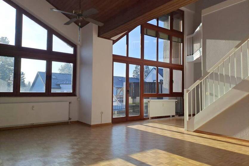 Naturnah und exklusiv in Fischlaken! Großz. 141 m² Maisonette mit Südbalkon & 2 TG-Stellplätzen