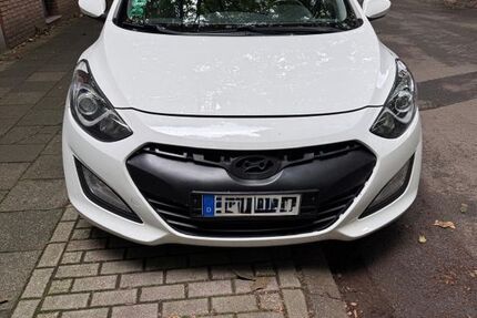 Hyundai i30 204.000 km 4.500 &euro; Duisburg 47166