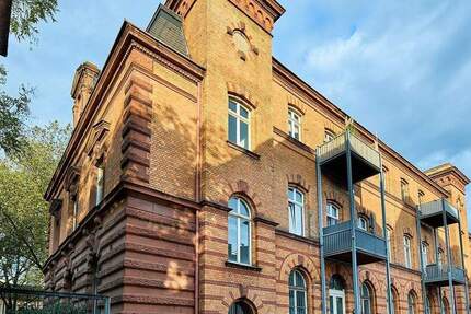 Historie trifft Flexibilität - Einzigartige Gewerbefläche in denkmalgeschütztem Ambiente 2 zimmer