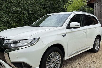 Mitsubishi Outlander 106.000 km 18.750 &euro; Gevelsberg 58285