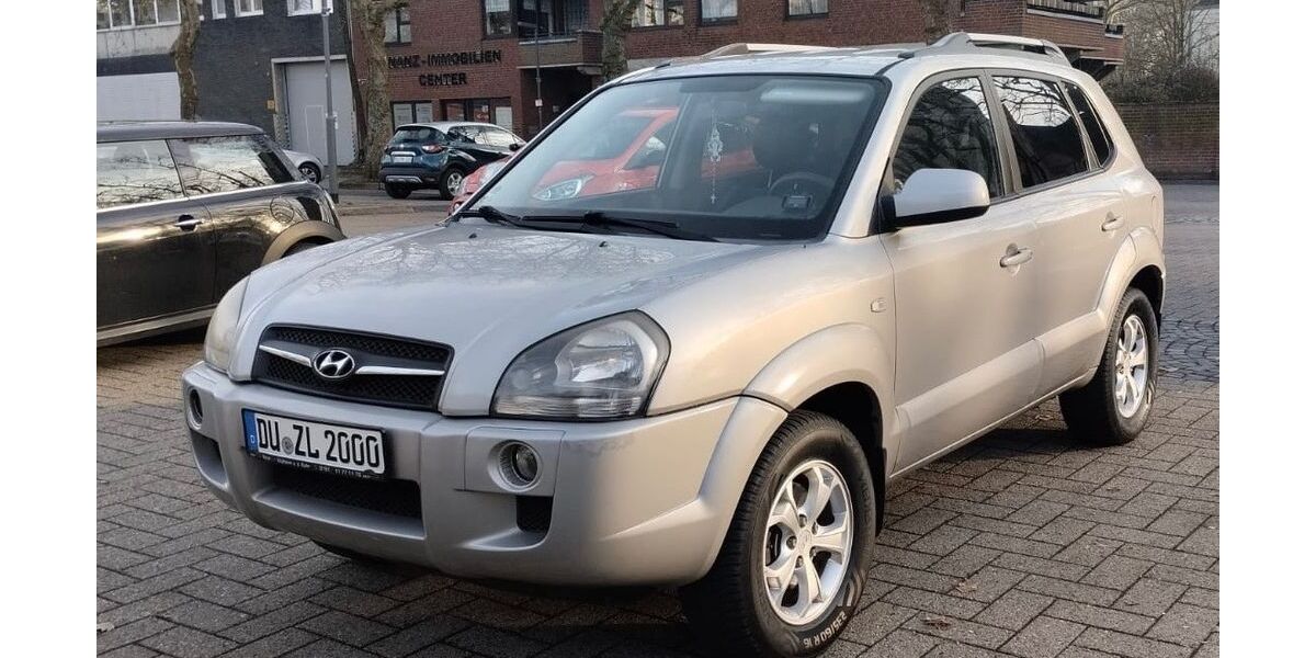Hyundai TUCSON 240.000 km 3.500 &euro; Oberhausen 46045