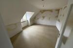 Dachgeschoßwohnung Essen Stadtbezirk III - 2.5 Zimmer, 50 m&sup2;, 419&euro; | Angebot:25515266