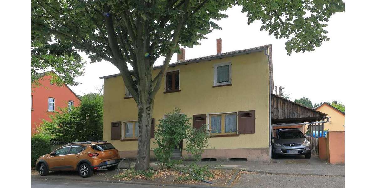 Haus zum Kaufen in Essen 270.000 € 146.99 m² 7 zimmer