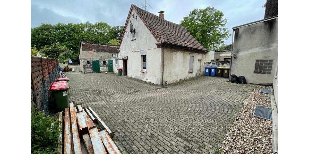 Mehrfamilienhaus, Wohnhaus Oberhausen Osterfeld - 15 Zimmer, 338 m&sup2;, 359.000&euro; | Angebot:27167037