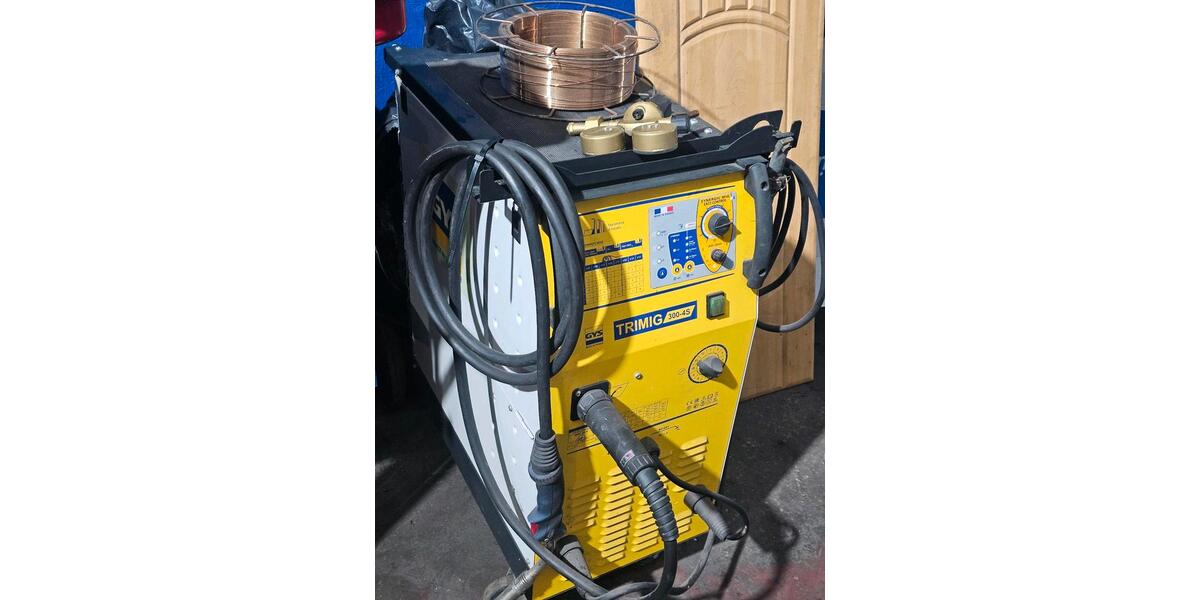 Kfz stellplätze auto Werkstatt Halle Lackierer korrasorie bauer zimmer