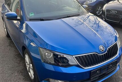 Skoda Fabia 98.000 km 8.499 &euro; Recklinghausen 45663