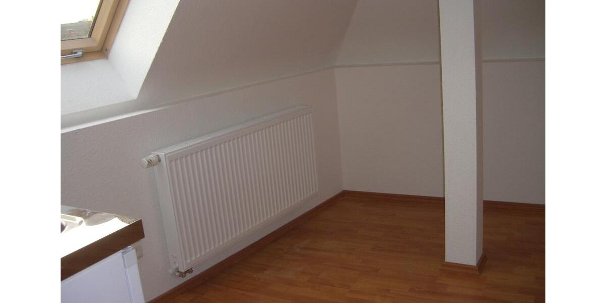 Dachgeschoßwohnung Bochum Bochum-Nord - 1 Zimmer, 20 m&sup2;, 340&euro; | Angebot:25810605