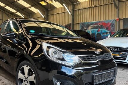 Kia Rio 172.000 km 2.950 &euro; Essen 45139