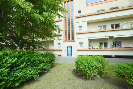 Wohnung Gelsenkirchen Gelsenkirchen-Mitte - 2 Zimmer, 60 m&sup2;, 450&euro; | Angebot:26427140