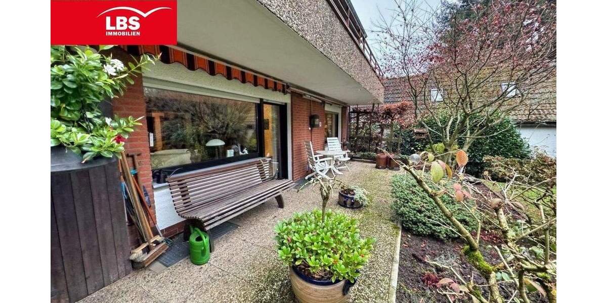 Große Erdgeschosswohnung mit Balkon, Gartenblick und Garage! 3 zimmer