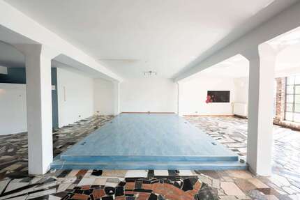 Wohnung zum Mieten in Solingen 689,86 € 170 m² 2 zimmer