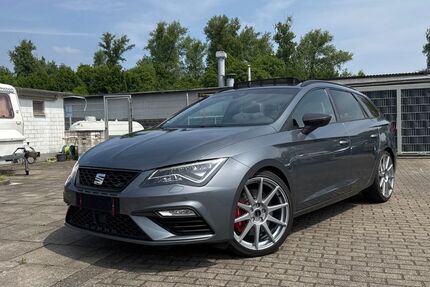 Seat Leon 72.100 km 22.900 &euro; Essen 45279