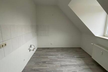 geräumige Dachgeschosswohnung in Rotthausen ! 3.5 zimmer