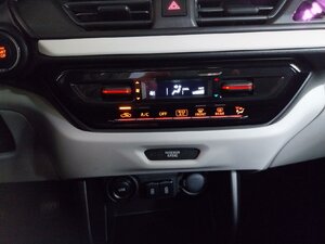 Suzuki Swift Dualjet Hybrid Comfort Kam ACC DAB+ 2.900 km 17.880 &euro; HAAN 42781