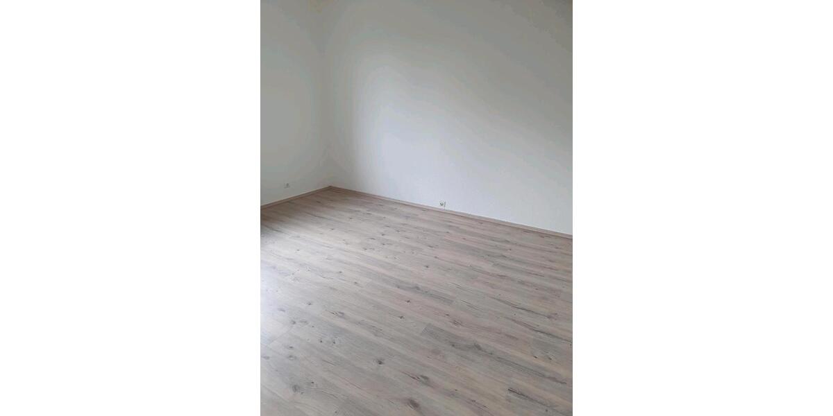 Dachgeschoßwohnung Gelsenkirchen - 2 Zimmer, 98 m&sup2;, 129.000&euro; | Angebot:25832405