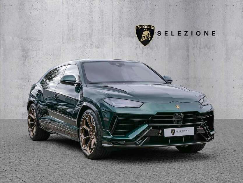 Lamborghini Urus 7.410 km 324.900 € Düsseldorf 40476