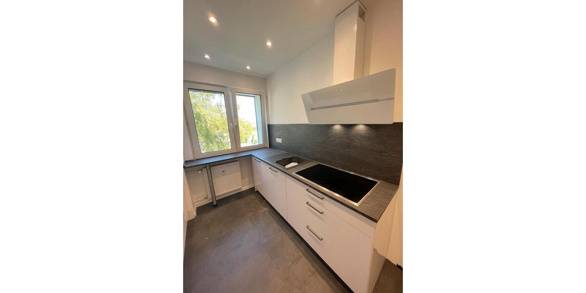 Helle und sanierte2,5 Zimmer WHG im Duisburger Süden zu verkaufen 2.5 zimmer