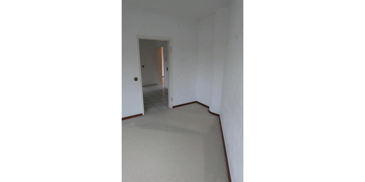 Duisburg Buchholz: Schöne 3 Zi-Wohnung+Hobbyraum+Balkon 86qm 4 zimmer