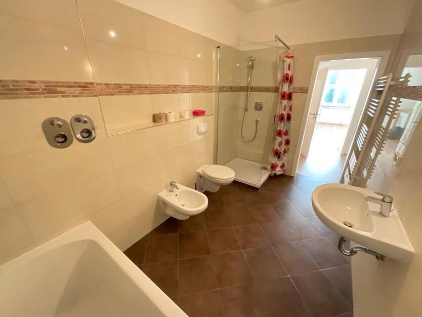 Wunderschöne 4 Zimmerwohnung mit Balkon zimmer