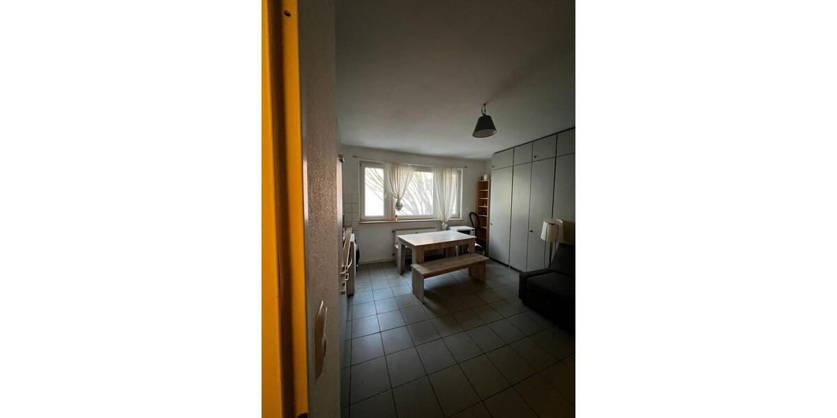 Etagenwohnung Bochum Wiemelhausen - 2 Zimmer, 90 m&sup2;, 550&euro; | Angebot:25759292