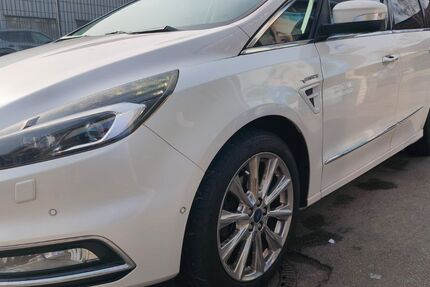 Ford S-Max 150.000 km 7.950 &euro; Duisburg 47167