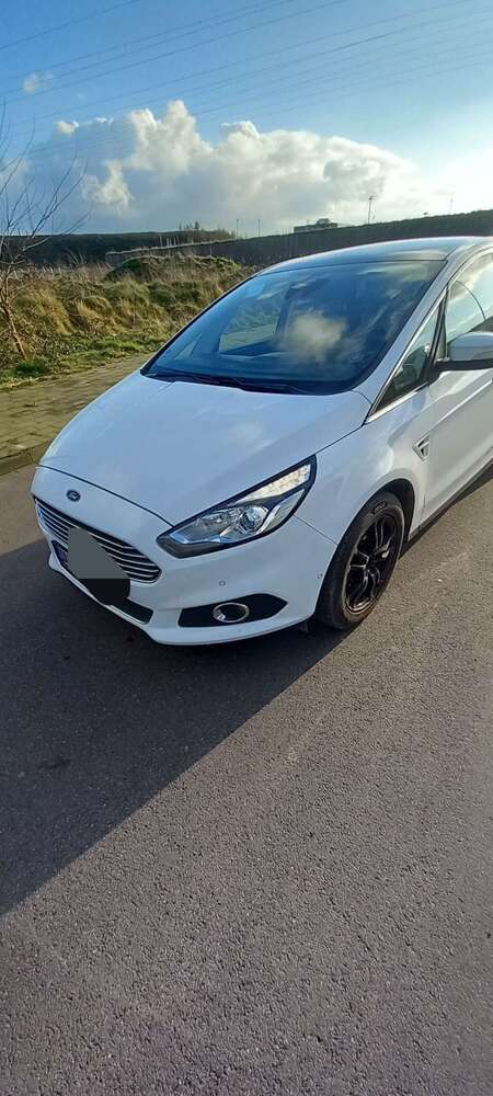 S-Max
