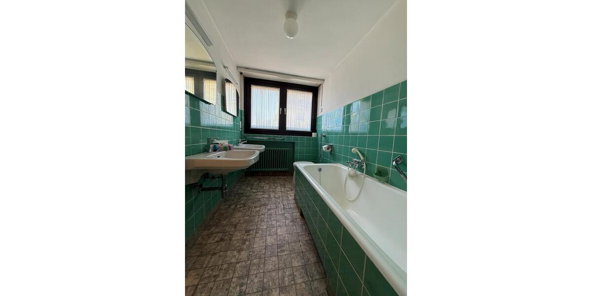 Einfamilienhaus Gladbeck - 7 Zimmer, 185 m&sup2;, 2.600&euro; | Angebot:26443116