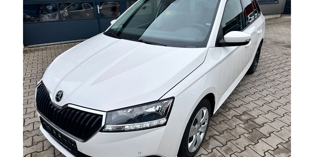 Skoda Fabia 59.000 km 12.000 &euro; Oberhausen 46145