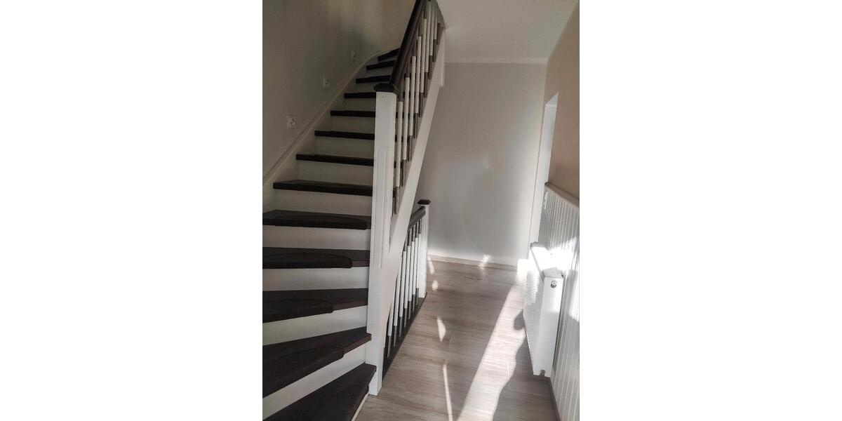 Reihenhaus Oberhausen Rothebusch - 4 Zimmer, 80 m&sup2;, 350.000&euro; | Angebot:27458774