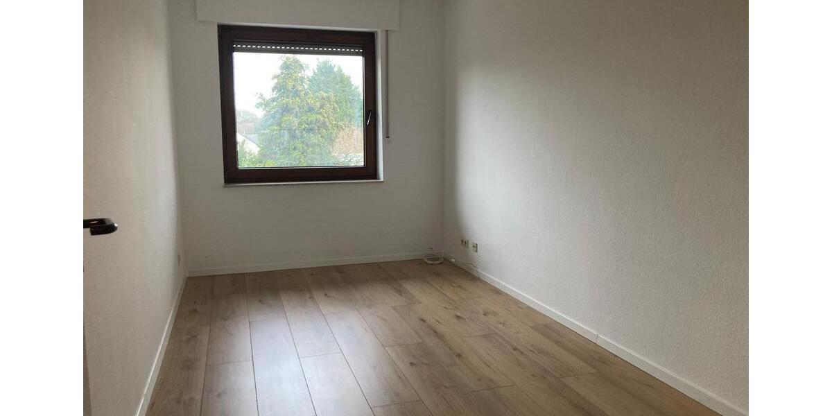 Doppelhaushälfte Moers Rheinkamp - 7 Zimmer, 157 m&sup2;, 440.000&euro; | Angebot:24774577