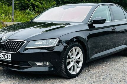 Skoda Superb 190.000 km 13.399 &euro; Wuppertal 42115