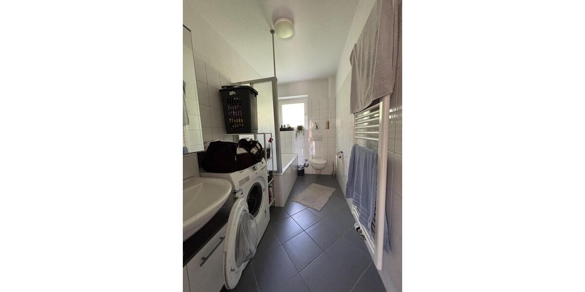 Etagenwohnung Moers Rheinkamp - 3.5 Zimmer, 65 m&sup2;, 592&euro; | Angebot:26702984