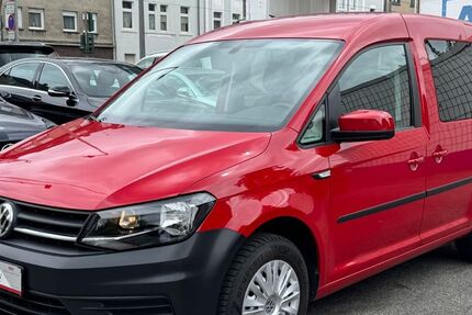 VW Caddy 153.801 km 11.650 &euro; Oberhausen 46045