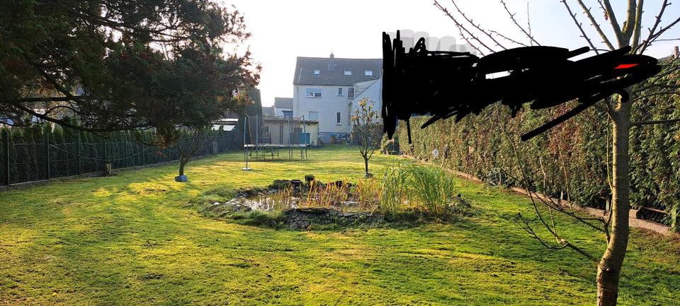 Doppelhaushälfte mit 2 Wohneinheiten, 2 Garagen, Vollkeller 9 zimmer