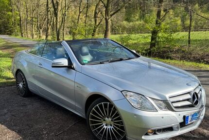 Mercedes-Benz E 350 117.000 km 15.900 &euro; Hünxe 46569