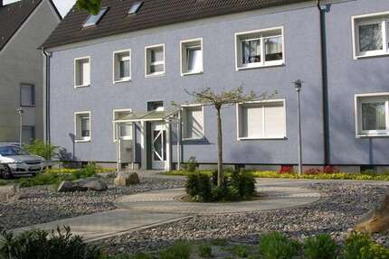 Wohnung zum Mieten in Bochum 328,80 € 54.8 m² 2.5 zimmer