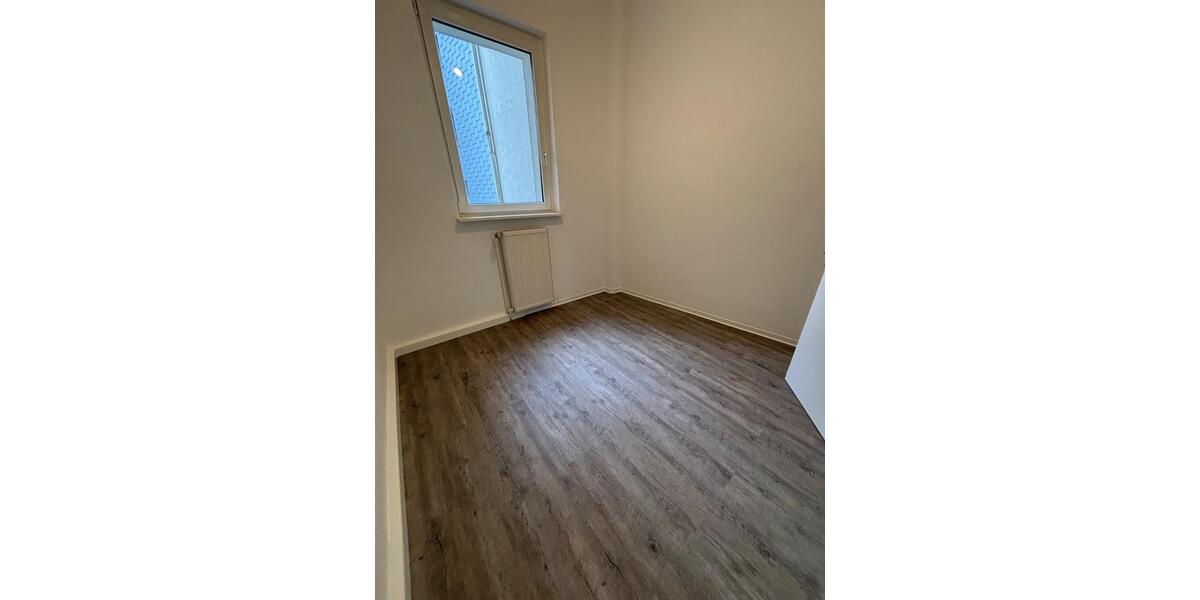 Erdgeschoßwohnung Wuppertal Gemarkung Langerfeld - 3 Zimmer, 75 m&sup2;, 800&euro; | Angebot:26422025