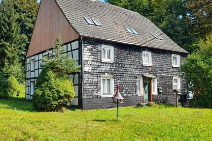 altes Fachwerkhaus Kern Sanierung in Sprockhövel für Großfamilie 18 zimmer