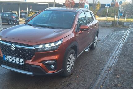 Suzuki (SX4) S-Cross 11.900 km 21.490 &euro; Essen 45127