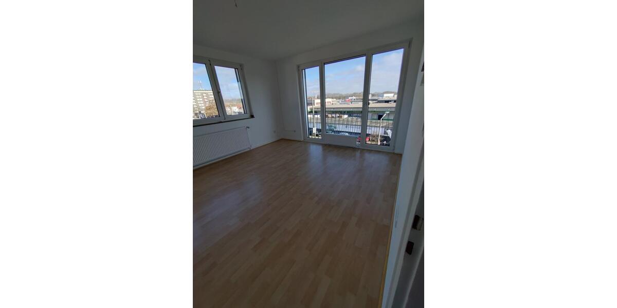 Etagenwohnung Duisburg Duisburg-Mitte - 3 Zimmer, 89 m&sup2;, 725&euro; | Angebot:25840824