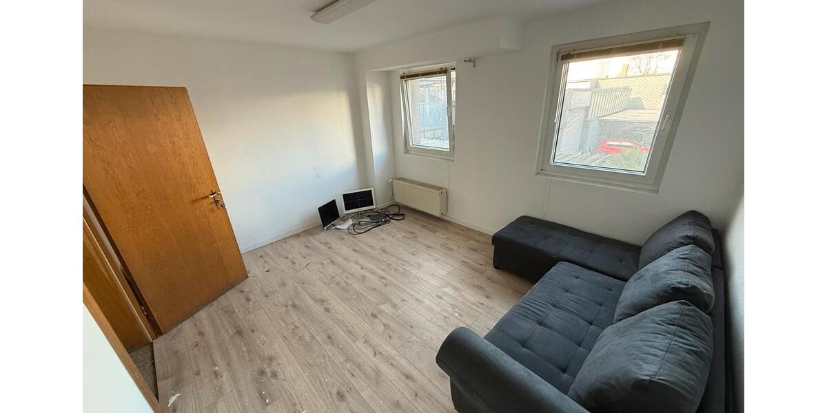 Bürofläche-Kanzlei-Studio Gewerbe Zuvermieten 3-Räume MH-Dümpten zimmer
