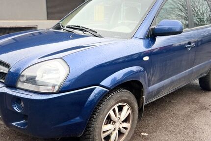 Hyundai TUCSON 115.000 km 2.250 &euro; Oberhausen 46045