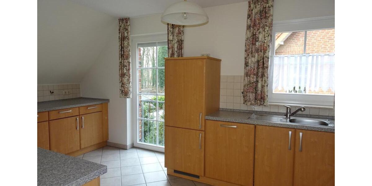 Etagenwohnung Bottrop Feldhausen - 3.5 Zimmer, 119 m&sup2;, 1.100&euro; | Angebot:25810856